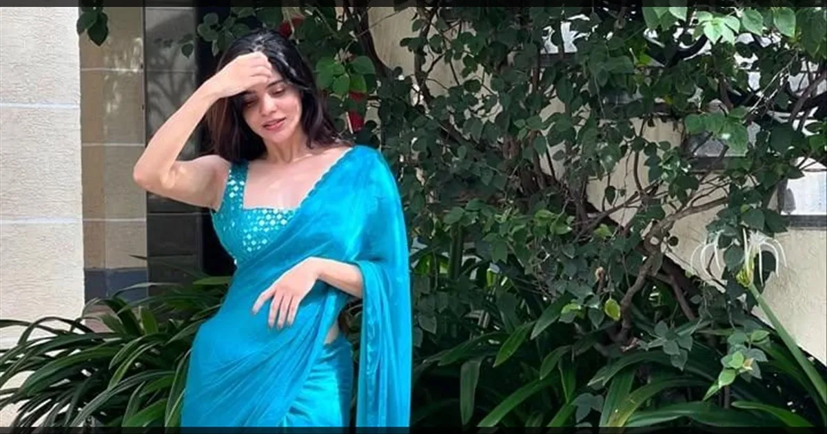 cinema-divyabharathi-latest-saree-photoshoot-tamilcinema