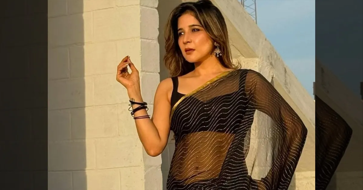 cinema-actress-shakshi-agarwal-tamilcinema