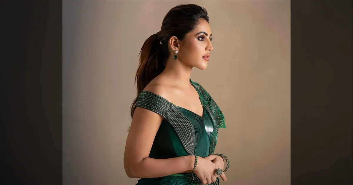 cinema-athulya-ravi-stunning-in-green-dress-tamilcinema