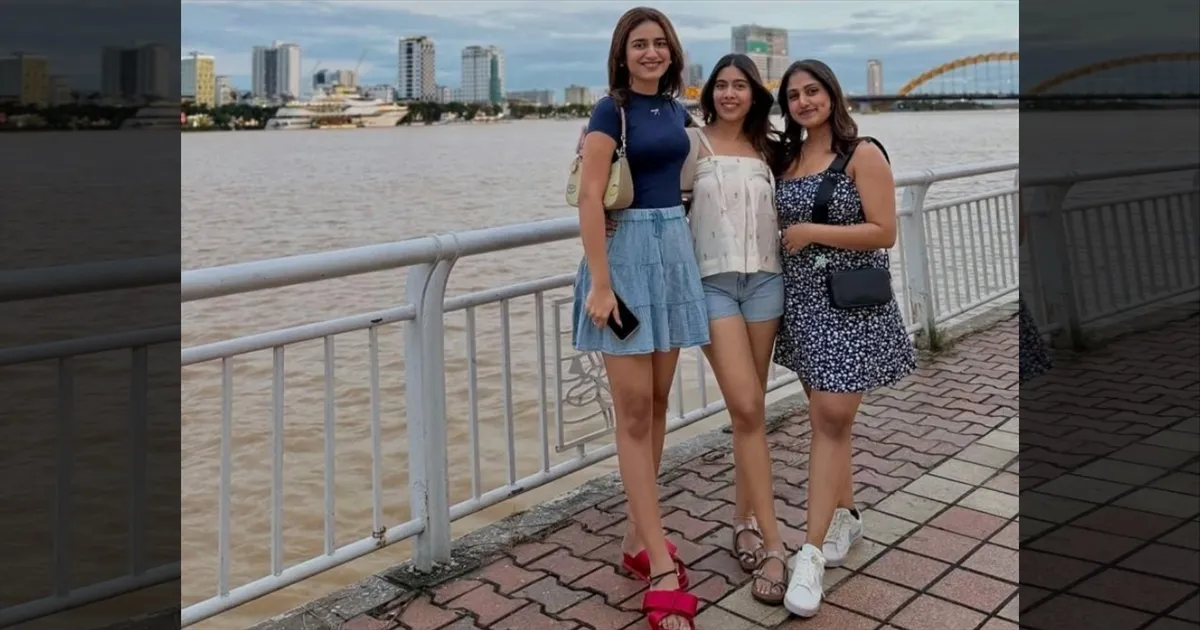 cinema-priya-varrier-vietnam-trip-photos-tamilcinema