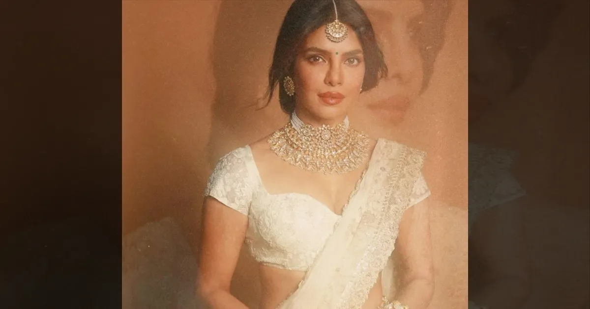 cinema-varanasi-heroine-priyanka-chopra-latest-photoshoot-tamilcinema