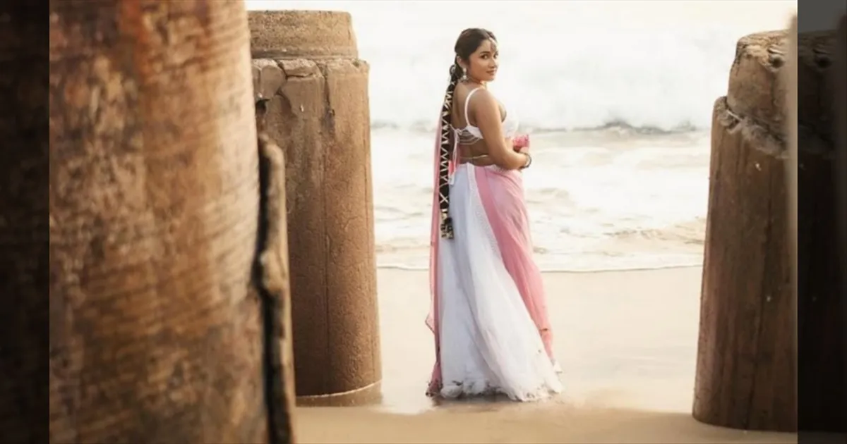 cinema-raveena-daha-stunning-beach-photoshoot-tamilcinema