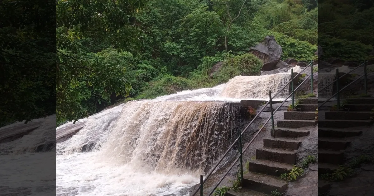 கோவை குற்றால அருவியில் கரைபுரண்டோடும் காட்டாற்று வெள்ளம்..!! இன்று முதல் மூடல்..!!