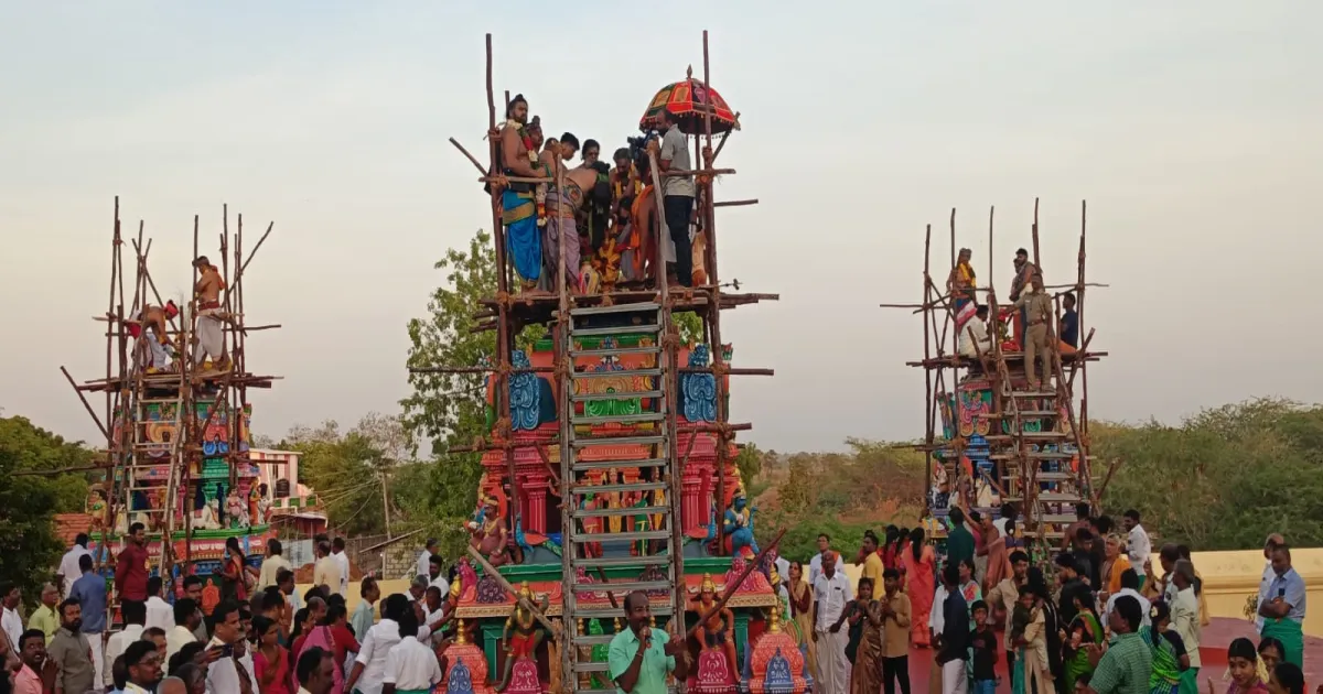 பெருவயல் ரெணபலி முருகன் கோவில் மகா கும்பாபிஷேகம்! பல்லாயிரக்கணக்கான பக்தர்கள் சாமி தரிசனம்!