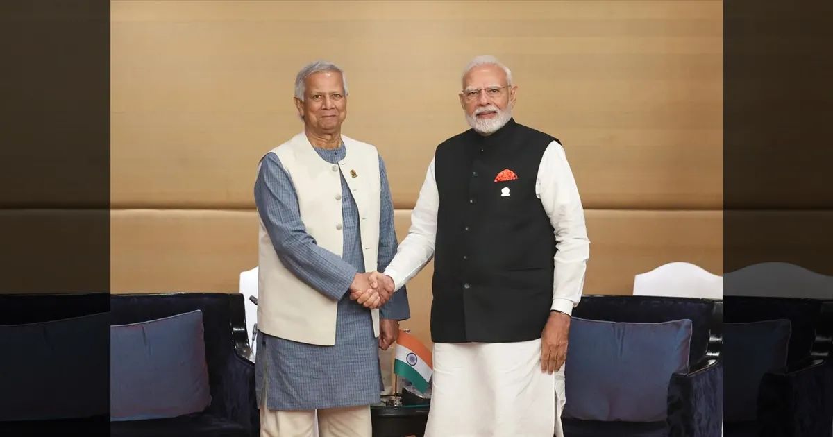 ஆயிரம் கிலோ மாம்பழம் கிஃப்டு.. பிரதமர் மோடிக்கு ஐஸ் வைக்கும் யூனுஸ்.. நட்பை வலுவாக்க திட்டம்!!